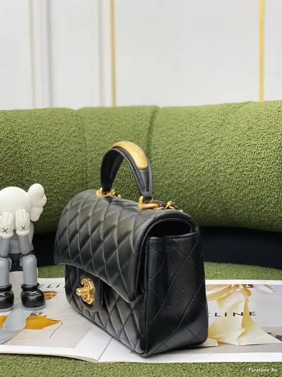 Firstbag Ru FLAP WITH HANDLE TOP BAG CHANEL MINI 0502